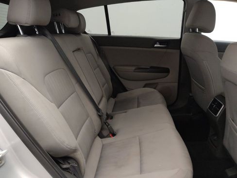 Used 2017 Kia Sportage LX FWD image 19