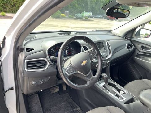 Used 2019 Chevrolet Equinox LT FWD image 10