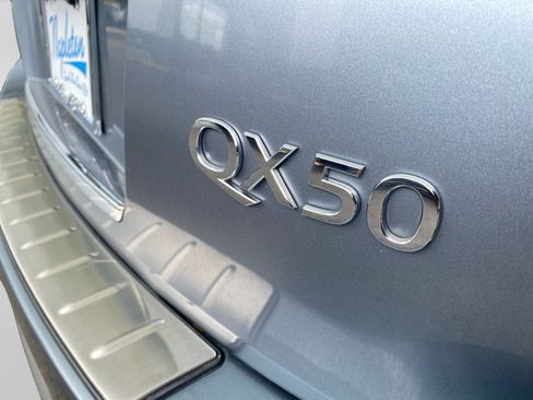 Used 2016 INFINITI QX50 AWD w/ Deluxe Touring Package image 29