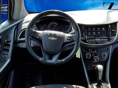 Used 2019 Chevrolet Trax LT image 5