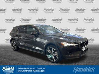 Used 2025 Volvo V60 B5 Cross Country Plus video 1