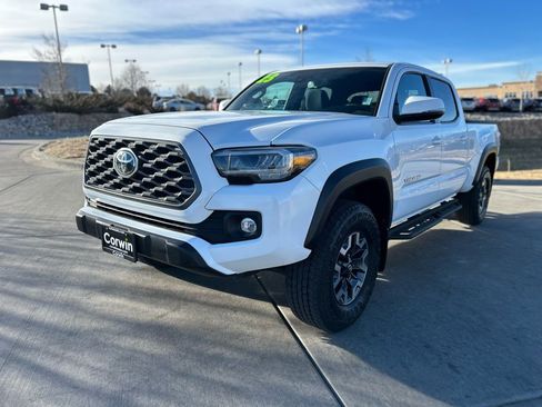 Used 2023 Toyota Tacoma TRD Off-Road w/ Technology Package image 3