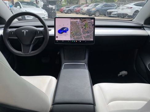Used 2023 Tesla Model 3 Standard Range RWD image 3