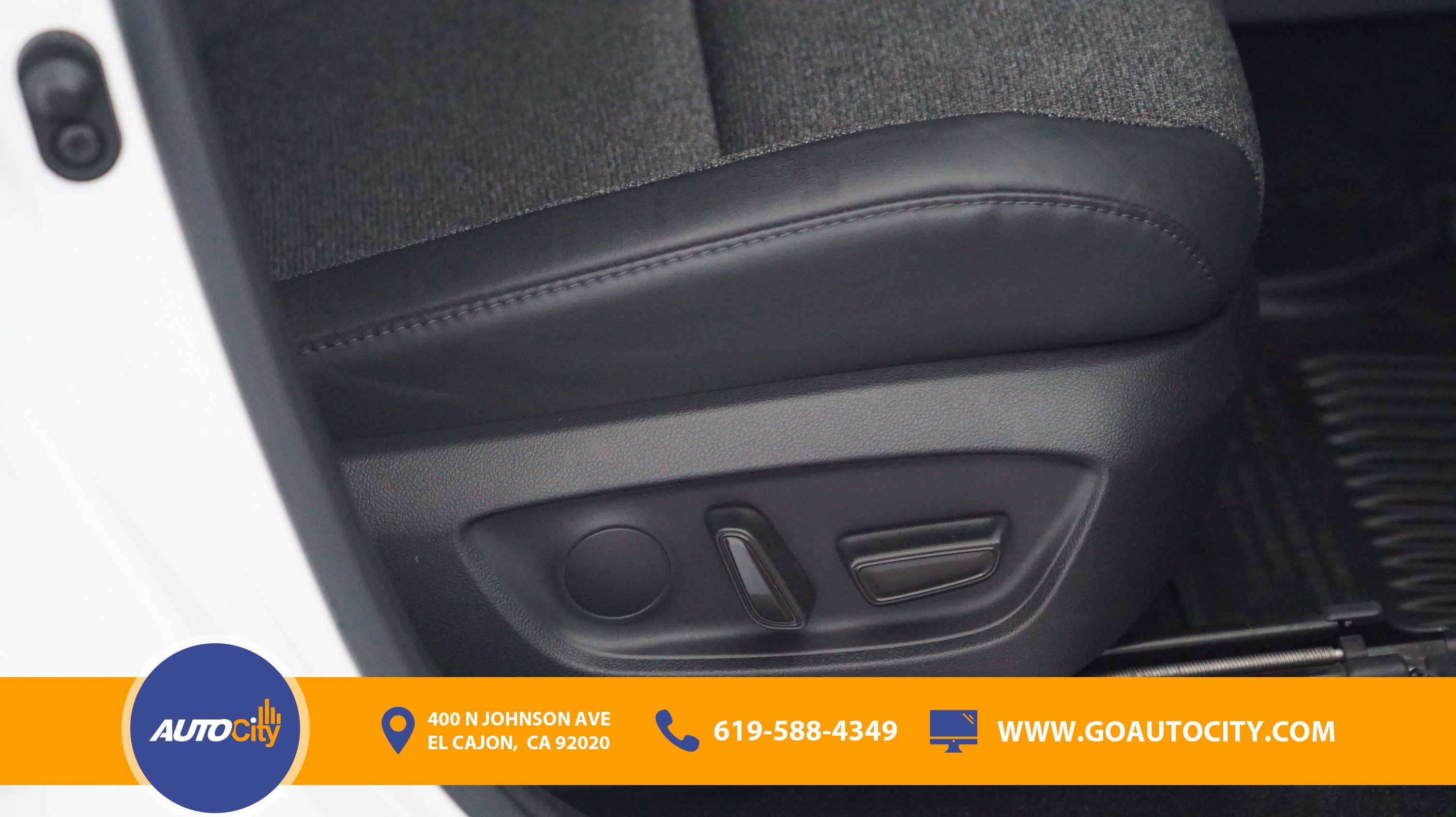 Used 2023 Toyota Crown AWD/4WD image 16