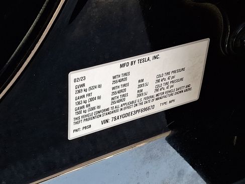 Used 2023 Tesla Model Y AWD image 26