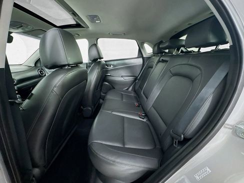 Used 2022 Hyundai Kona Limited image 19