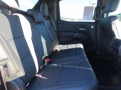 Used 2024 Chevrolet Silverado EV W/T image 40