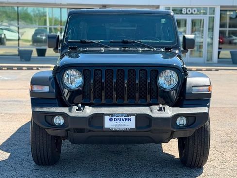 Used 2020 Jeep Wrangler Unlimited Sport S AWD/4WD image 2