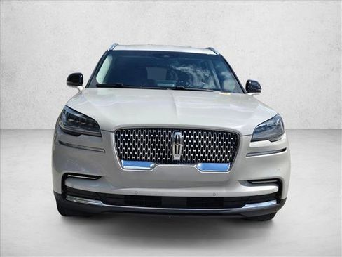 Used 2023 Lincoln Aviator 2WD w/ Class IV Trailer Tow Package image 2