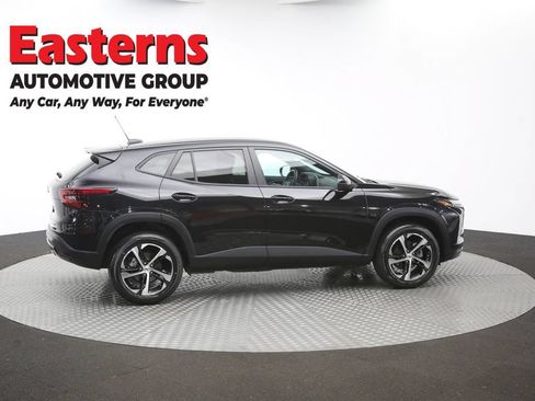 Used 2024 Chevrolet Trax RS FWD image 42