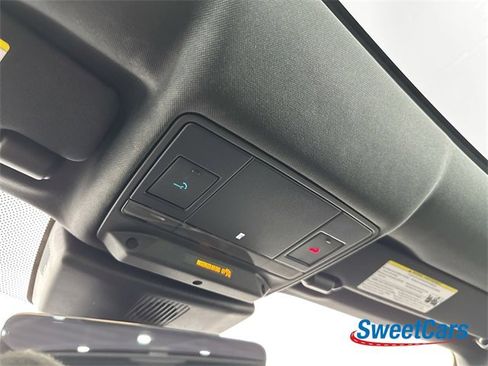 Used 2022 Jaguar F-TYPE R-Dynamic image 31