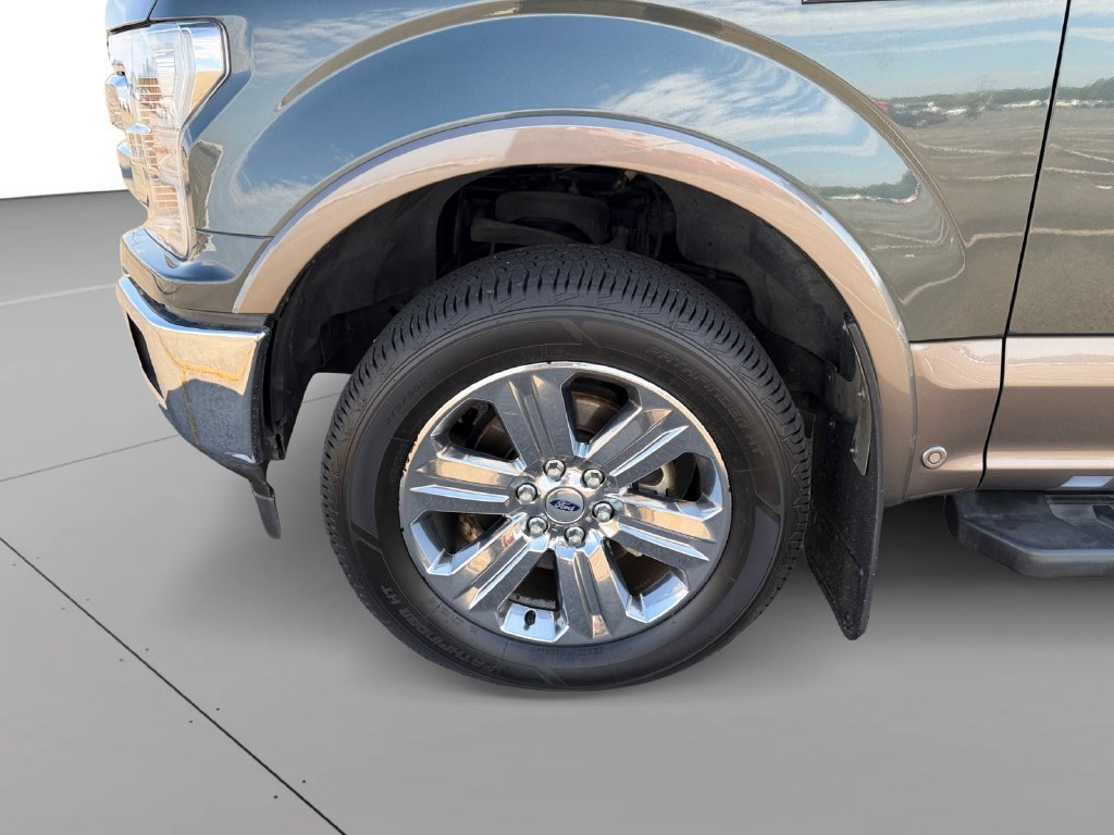 Used 2018 Ford F150 Lariat w/ Equipment Group 502A Luxury AWD/4WD image 15