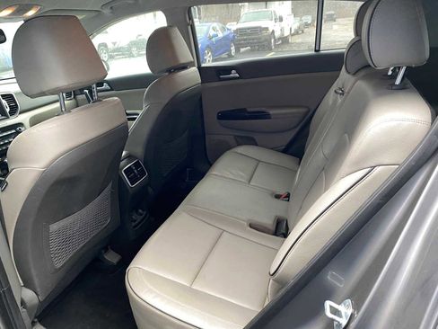 Used 2018 Kia Sportage EX w/ EX Sport Appearance Package image 11