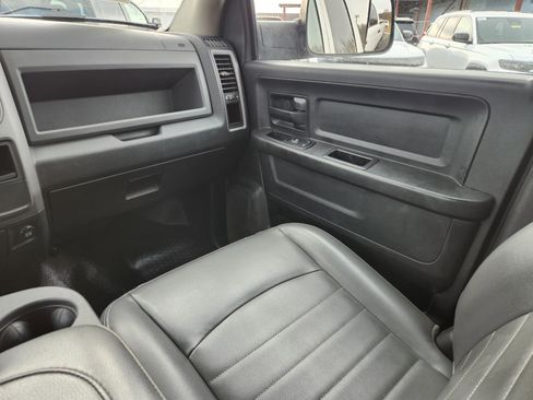 Used 2017 RAM 3500 Tradesman image 20