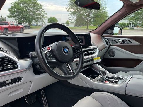 Certified 2023 BMW XM AWD/4WD image 17