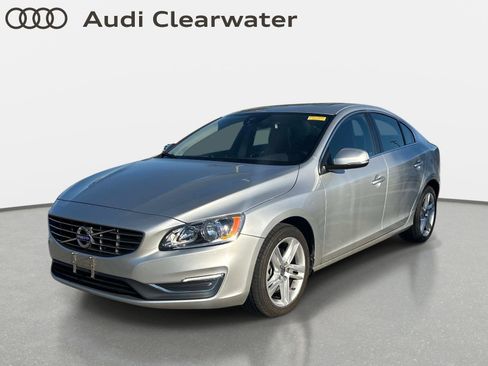Used 2015 Volvo S60 T5 Premier image 1