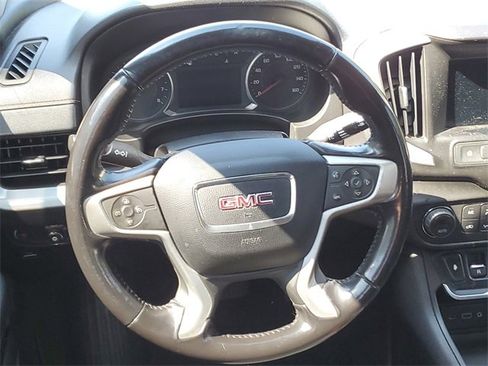 Used 2019 GMC Terrain SLE w/ Driver Convenience Package image 9