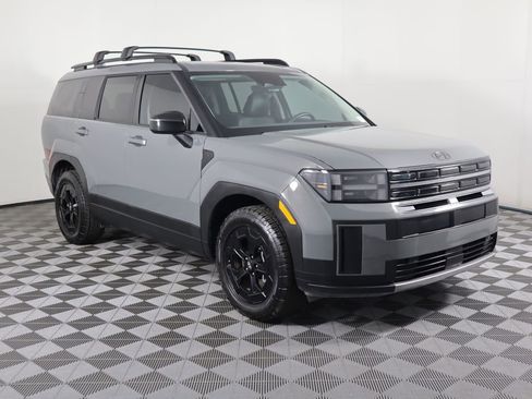 Used 2025 Hyundai Santa Fe XRT image 3