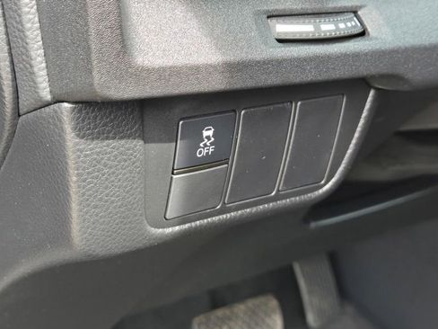 Used 2025 Honda CR-V EX image 17