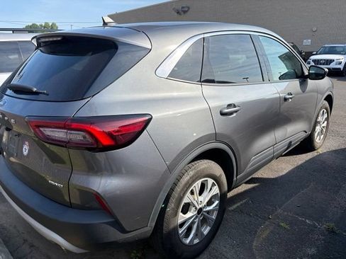 Used 2023 Ford Escape Active AWD/4WD image 7