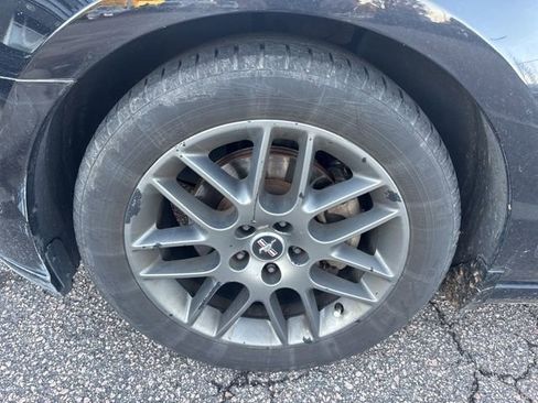Used 2013 Ford Mustang Premium image 38