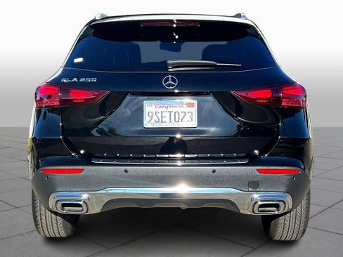 Used 2025 Mercedes-Benz GLA 250 image 4