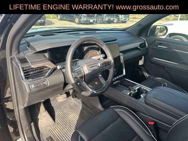 Used 2025 GMC Acadia Denali w/ LPO, Floor Liner Package AWD/4WD image 13