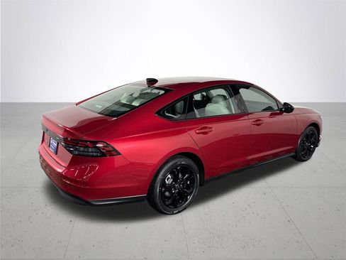 New 2025 Honda Accord SE image 6