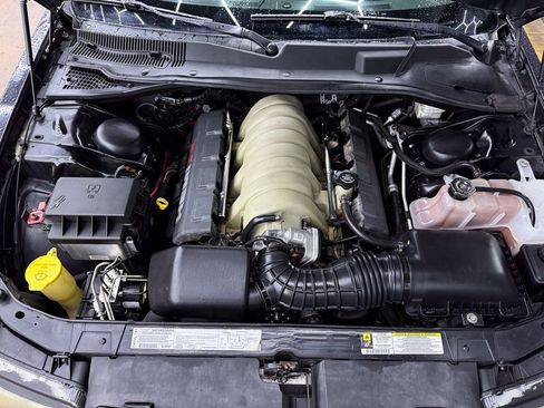 Used 2006 Chrysler 300 SRT8 w/ SRT Option Group II image 30