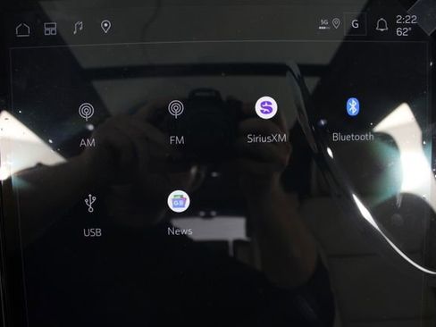 New 2026 GMC Yukon XL Denali image 7