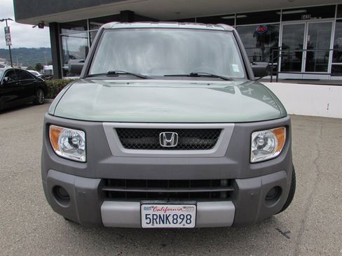 Used 2005 Honda Element EX image 2