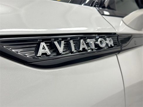 Used 2023 Lincoln Aviator Reserve w/ Jet Package image 16