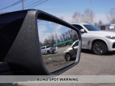 Used 2020 GMC Terrain SLE w/ Driver Convenience Package image 6