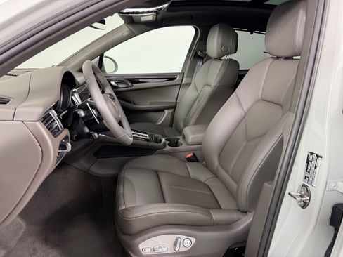 New 2026 Porsche Macan S AWD/4WD image 5