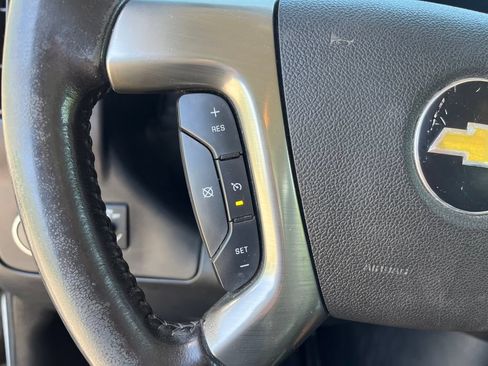 Used 2018 Chevrolet Express 2500 w/ Driver Convenience Package RWD image 23
