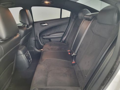 Used 2019 Dodge Charger R/T w/ Plus Group RWD image 13
