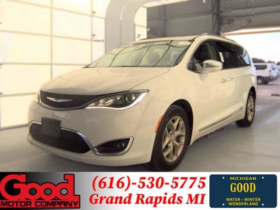 Used 2018 Chrysler Pacifica Limited
