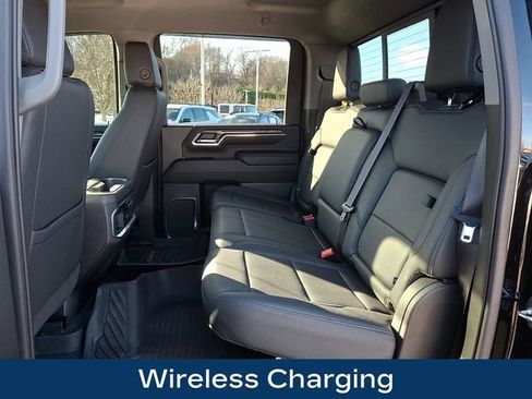 Used 2024 Chevrolet Silverado 3500 LTZ AWD/4WD image 23