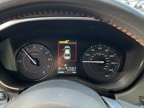 Used 2020 Subaru Crosstrek 2.0i Premium image 14