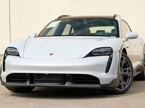 Used 2022 Porsche Taycan Turbo S w/ Technology Package AWD/4WD image 3