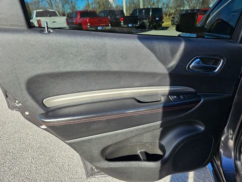 Used 2017 Dodge Durango R/T w/ Technology Group image 25