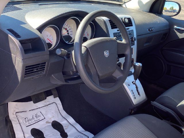 Used 2009 Dodge Caliber SXT FWD image 4