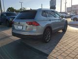 Certified 2022 Volkswagen Tiguan SE w/ Panoramic Sunroof Package image 4