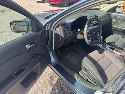Used 2012 Ford Fusion SE FWD image 12