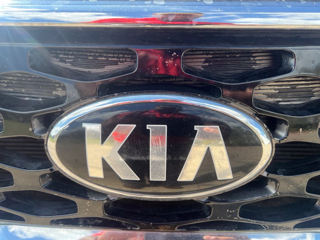 Used 2020 Kia Telluride LX FWD image 22