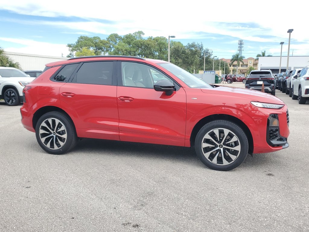New 2026 Audi Q3 quattro 2.0T AWD/4WD image 4