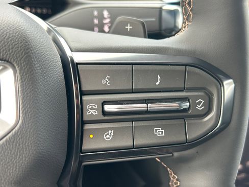 New 2026 GMC Yukon XL AT4 w/ AT4 Premium Plus Package image 27