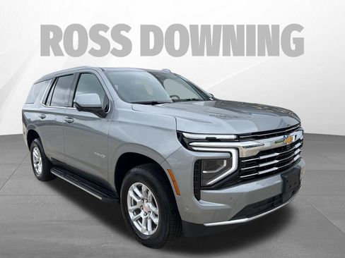 Used 2025 Chevrolet Tahoe LT AWD/4WD image 3