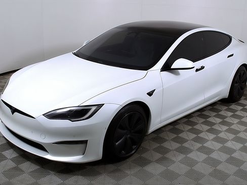Used 2023 Tesla Model S AWD/4WD image 3