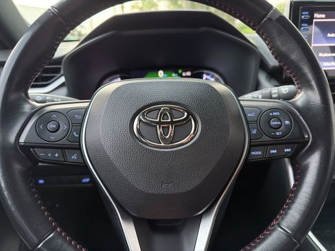 Used 2021 Toyota RAV4 SE AWD/4WD image 10